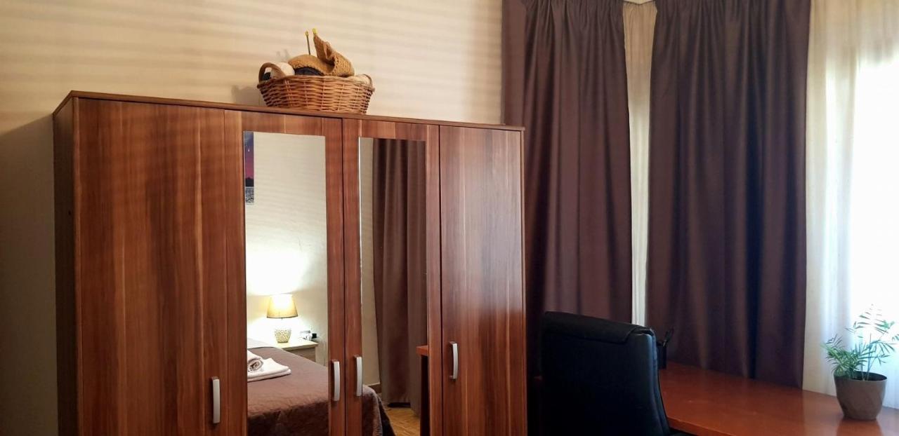 Nea Peramos Large Apartment Near The Beach Ngoại thất bức ảnh