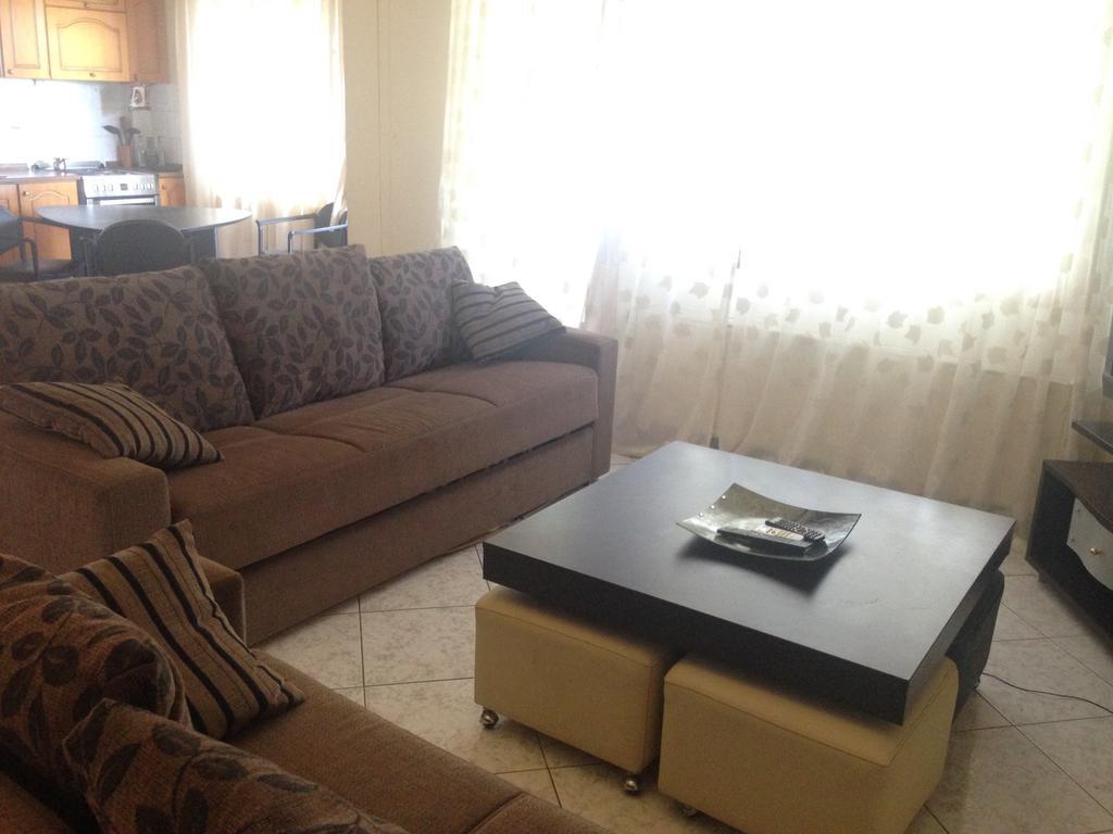 Nea Peramos Large Apartment Near The Beach Ngoại thất bức ảnh